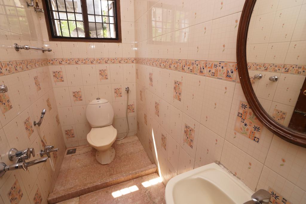 Lloyds Serviced Apartments,Krishna Street,T Nagar Chennai Bagian luar foto